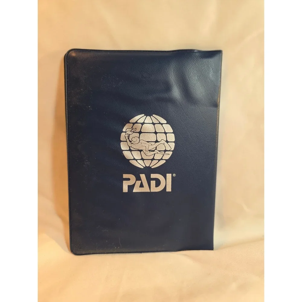 PADI Underwater Passport Scuba Diving Log Book Training Record Navy Blue Vinyl